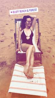 Anna Wendzikowska feet photo thumbnail