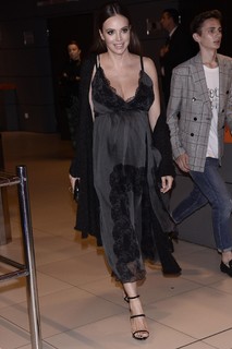 Anna Wendzikowska feet photo thumbnail