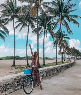 Anna Wendzikowska feet photo thumbnail