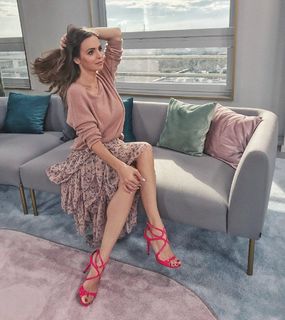 Anna Wendzikowska feet photo thumbnail