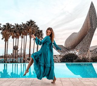 Anna Wendzikowska feet photo thumbnail