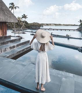 Anna Wendzikowska feet photo thumbnail