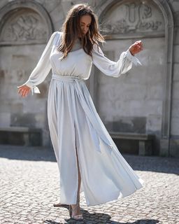 Anna Wendzikowska feet photo thumbnail