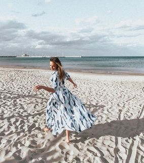 Anna Wendzikowska feet photo thumbnail