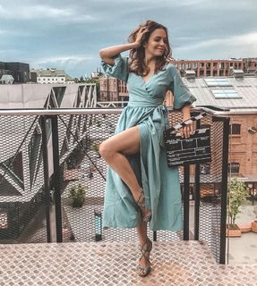 Anna Wendzikowska feet photo thumbnail