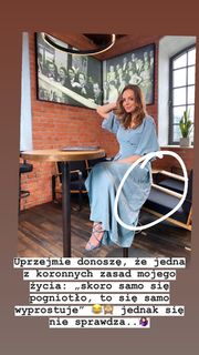 Anna Wendzikowska feet photo thumbnail