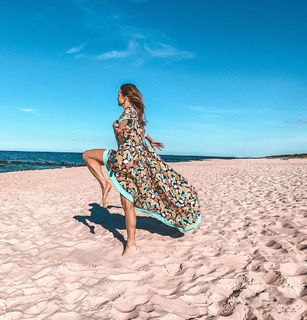 Anna Wendzikowska feet photo thumbnail