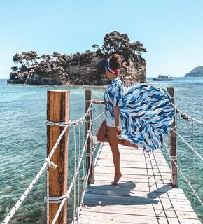 Anna Wendzikowska feet photo thumbnail