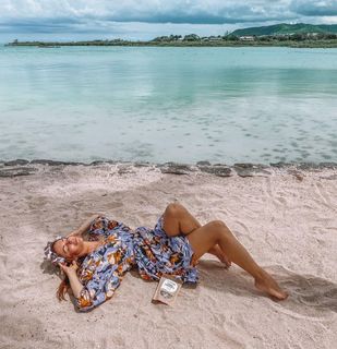 Anna Wendzikowska feet photo thumbnail