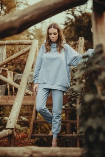 Anna Wendzikowska feet photo thumbnail