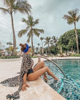 Anna Wendzikowska feet photo thumbnail