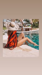 Anna Wendzikowska feet photo thumbnail