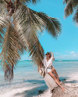 Anna Wendzikowska feet photo thumbnail