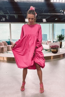 Anna Wendzikowska feet photo thumbnail