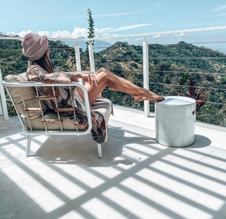 Anna Wendzikowska feet photo thumbnail