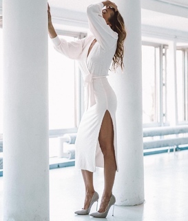 Anna Wendzikowska feet photo thumbnail