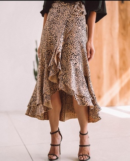 Anna Wendzikowska feet photo thumbnail