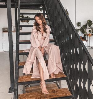 Anna Wendzikowska feet photo thumbnail