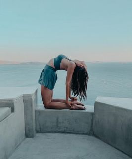 Anna Wendzikowska feet photo thumbnail