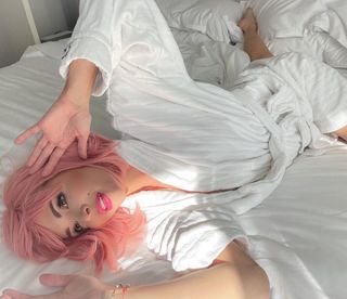 Anna Wendzikowska feet photo thumbnail