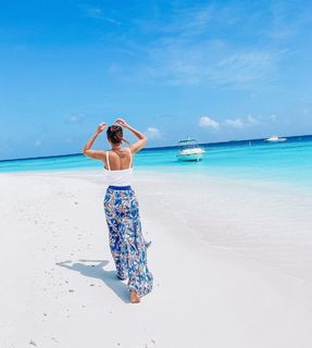 Anna Wendzikowska feet photo thumbnail