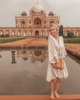 Anna Wendzikowska feet photo thumbnail