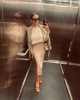 Anna Wendzikowska feet photo thumbnail