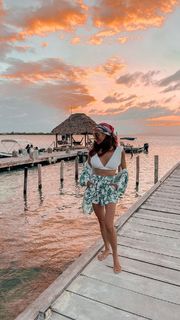 Anna Wendzikowska feet photo thumbnail