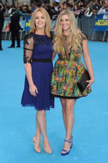 Anna Williamson feet photo thumbnail