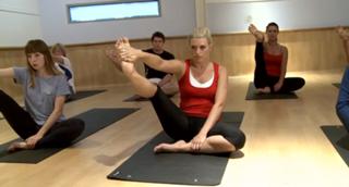 Anna Williamson feet photo thumbnail