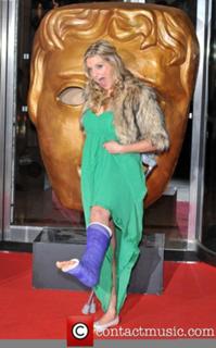 Anna Williamson feet photo thumbnail