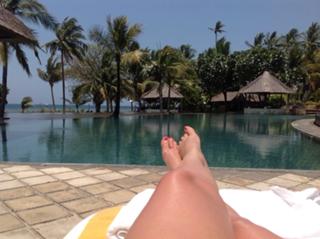 Anna Williamson feet photo thumbnail