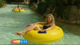 Anna Williamson feet photo thumbnail