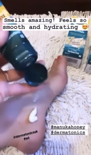 Anna Williamson feet photo thumbnail