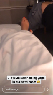 Anna Williamson feet photo thumbnail