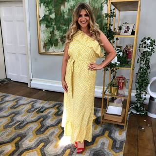 Anna Williamson feet photo thumbnail