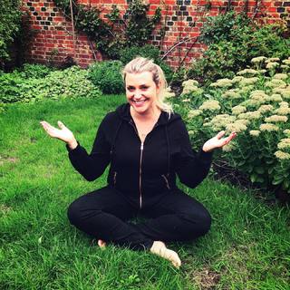 Anna Williamson feet photo thumbnail