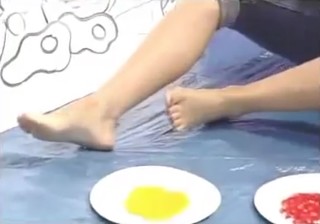 Anna Williamson feet photo thumbnail