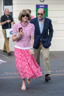 Anna Wintour feet photo 17