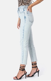 Anna Zak feet photo thumbnail