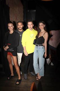 Anna Zak feet photo thumbnail