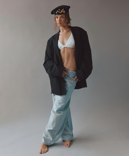 Anna Zak feet photo thumbnail