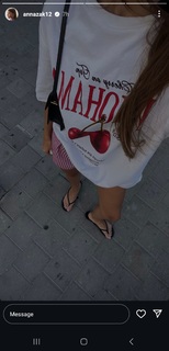 Anna Zak feet photo thumbnail