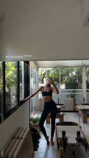 Anna Zak feet photo 13
