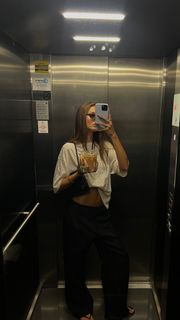 Anna Zak feet photo 12
