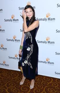 AnnaLynne McCord feet photo thumbnail