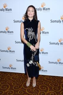 AnnaLynne McCord feet photo thumbnail