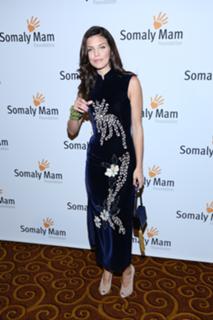 AnnaLynne McCord feet photo thumbnail