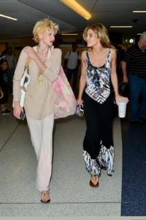 AnnaLynne McCord feet photo thumbnail