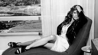 AnnaLynne McCord feet photo thumbnail